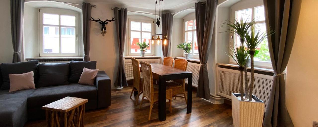 Appartement Schlossberg, Gasthaus Hirsch ヒルシュホルン エクステリア 写真