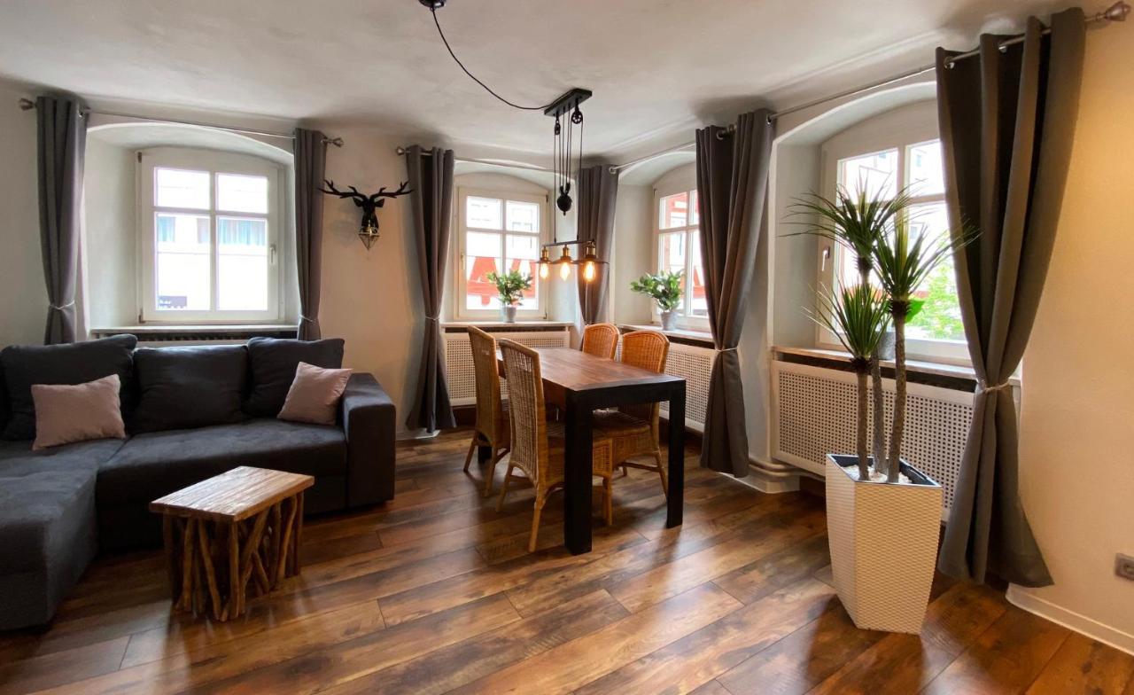 Appartement Schlossberg, Gasthaus Hirsch ヒルシュホルン エクステリア 写真
